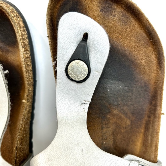 Birkenstocks Kids Silver Gizeh Thong Sandals size 1 - Picture 11 of 12